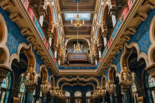 Praga: Muzea sztuki nowoczesnej. Zaplanuj artystyczną podróż!