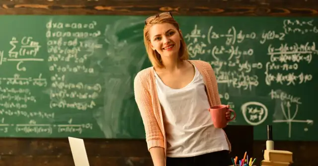 Czy nauczyciel stażysta może być wychowawcą klasy? Sprawdź przepisy