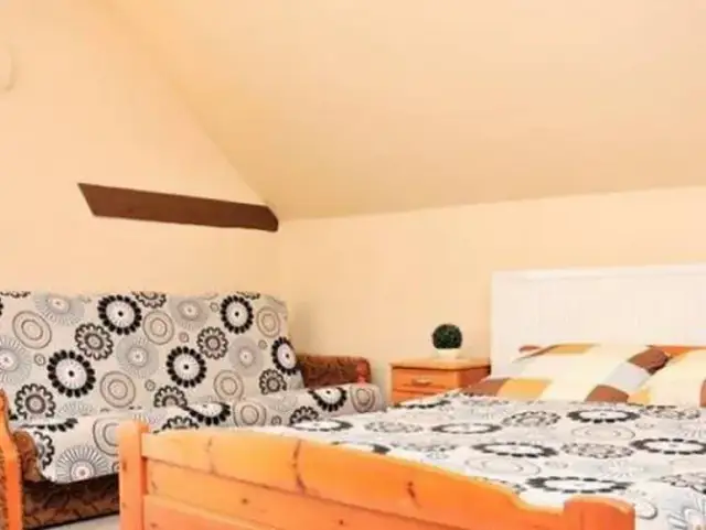 Noclegi Przyczyna Górna: Spokój, Wschowa i jeziora. Gdzie spać?