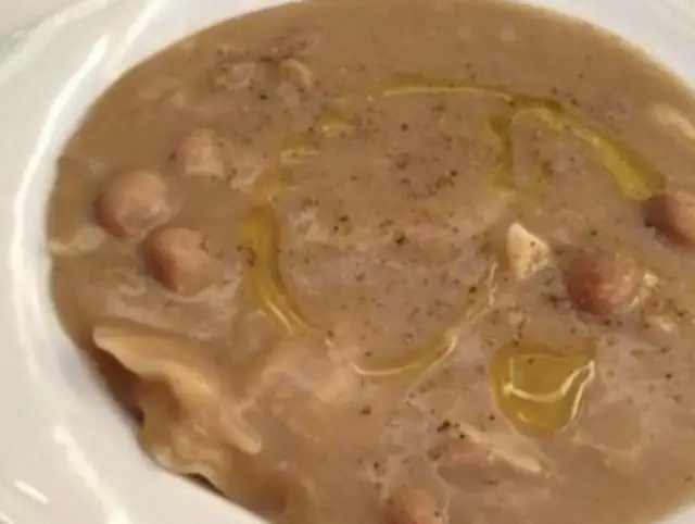 Minestra di fagioli: come farla cremosa? Tutti i trucchi della nonna