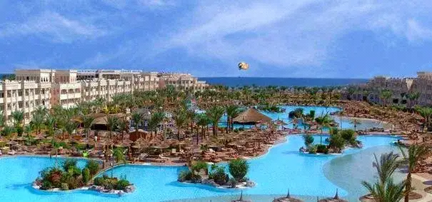 Jaki hotel w Hurghadzie? Najlepsze opcje dla każdego typu podróżnika