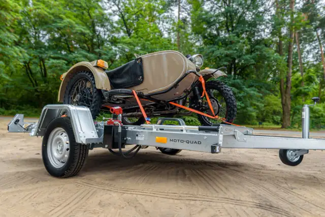 Jak bezpiecznie przewieźć skuter na przyczepie? Poradnik krok po kroku