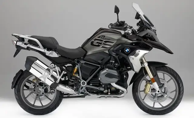 BMW R 1200 GS używane: "Olejak" czy "wodniak"? Kupuj świadomie!