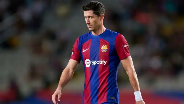 Zarobki piłkarzy Barcelony 2025: Ile zarabia Lewandowski?