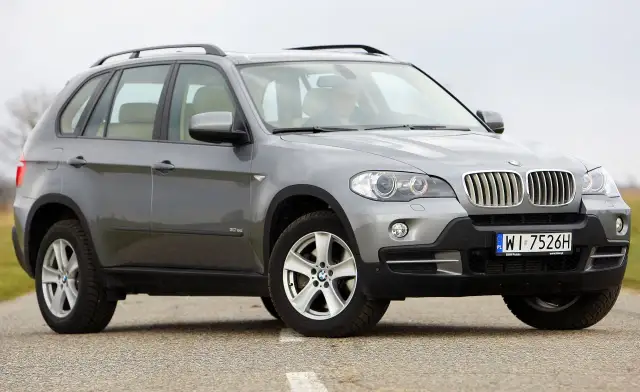 BMW X5 E70 opinie: jaki silnik wybrać, aby uniknąć problemów?