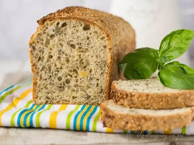 Przepis na chleb z mąki orkiszowej typ 2000 na drożdżach: krok po kroku