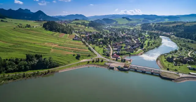 Gdzie są elektrownie wodne w Polsce? Odkryj ich lokalizacje i znaczenie