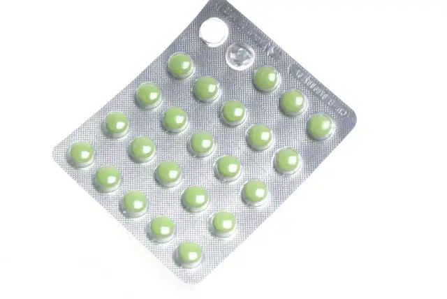 Skutki uboczne pramolanu: co warto wiedzieć o działaniach niepożądanych