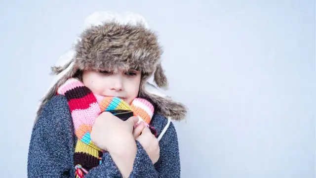 Co zrobić gdy dziecko ma dreszcze? Kluczowe kroki i objawy do obserwacji