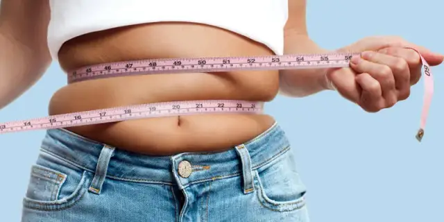 Brzuch jak piłka u mężczyzn: przyczyny, skutki i jak je zmienić