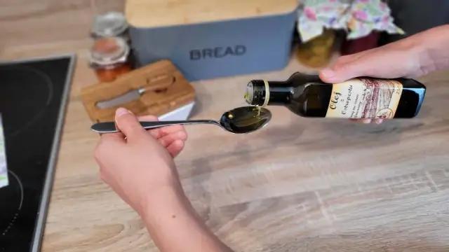 Olej z ostropestu: Jak zażywać? Dawkowanie, pora, błędy poradnik