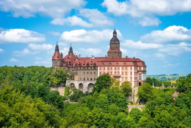 Ile dokładnie zamków jest w Polsce? Lista i lokalizacje najważniejszych