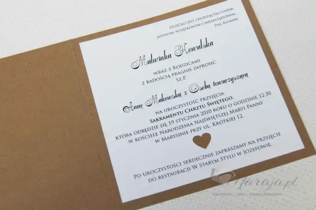 Jak perfekcyjnie wypisać zaproszenie na chrzest? Krok po kroku