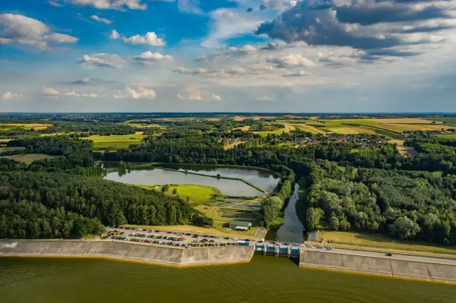 Atrakcje jeziora Chańcza: najlepsze miejsca na relaks i przygodę