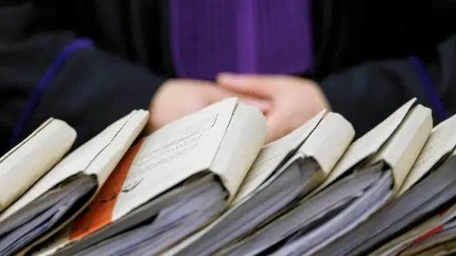 Wyrok w zawieszeniu: Szansa czy pułapka? Wszystko, co musisz wiedzieć