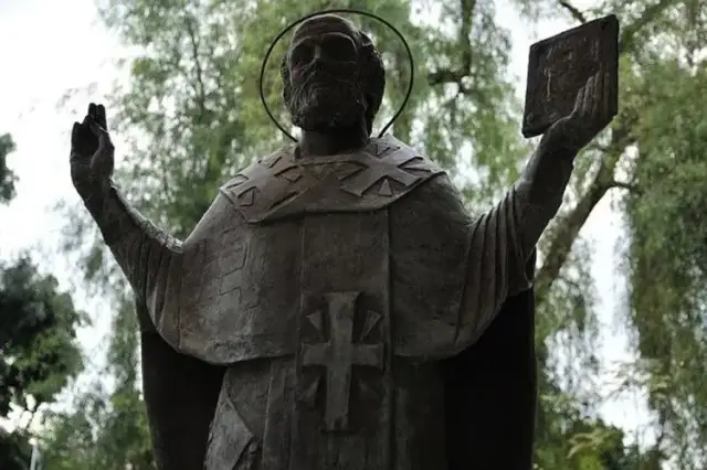 Gdzie urodził się Święty Mikołaj? Fascynująca historia z Patary w Turcji