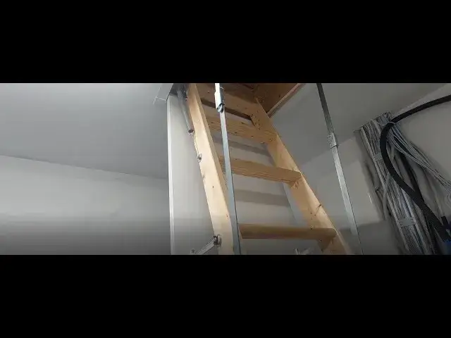 Jak dociąć schody na strych, aby uniknąć kosztownych błędów