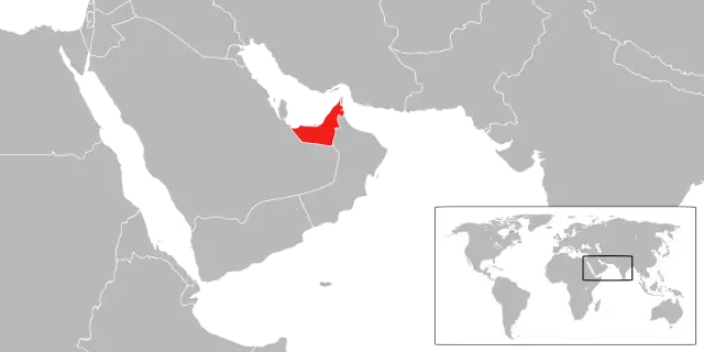 Mapa pokazuje Zjednoczone Emiraty Arabskie, gdzie leży Dubaj, na Półwyspie Arabskim.