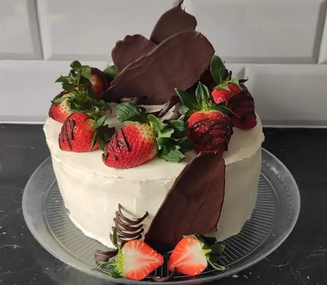 Jak zrobić mus owocowy do tortu, który zachwyci Twoich gości