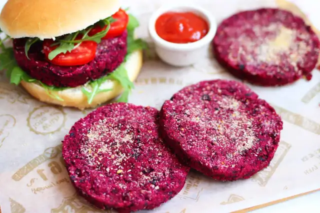 Hamburger Vegani Fatti in Casa: Ricette Facili e Gustose