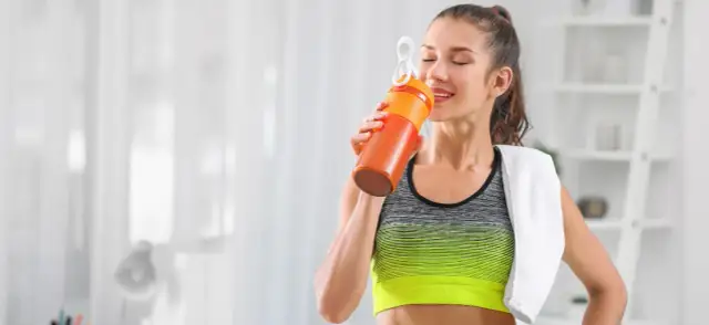 Kiedy pić shake proteinowy, aby maksymalnie zwiększyć efekty?