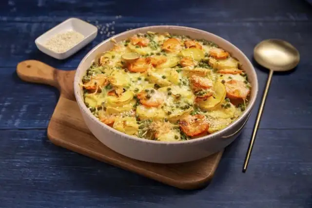 Szybka i smaczna zapiekanka z młodych ziemniaków - prosty przepis