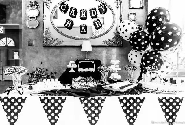 Dekoracje na imprezę lata 20: Przewodnik po stylu Art déco