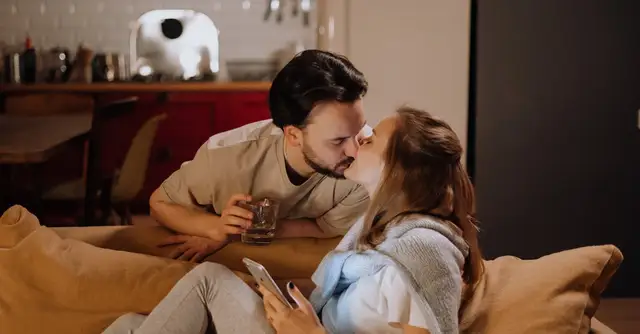  Najlepsze romantyczne seriale Netflix - lista hitów 2022