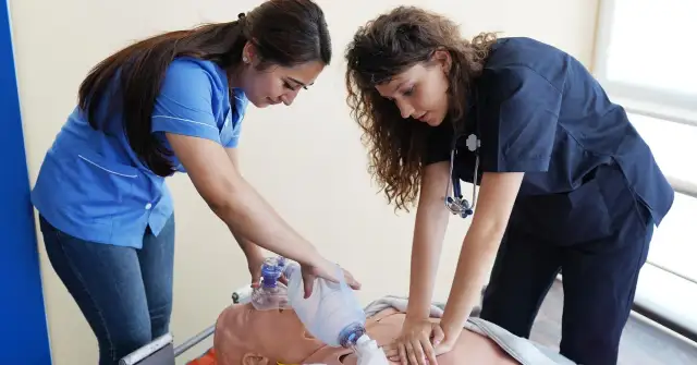 Staż po studiach medycznych: jak uniknąć najczęstszych błędów?