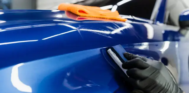 Jak przygotować auto do woskowania, by uniknąć najczęstszych błędów
