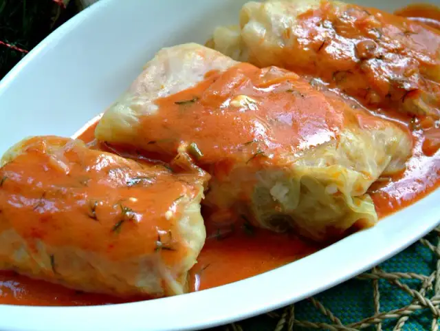 Czy gołąbki tuczą? Odkryj, jak składniki wpływają na wagę