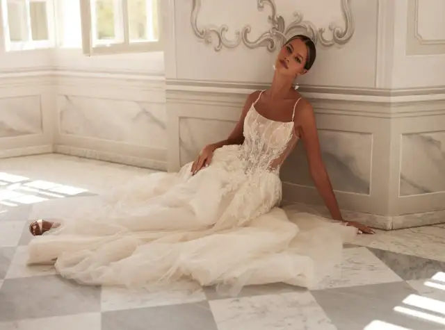 Gdzie kupić suknię ślubną? Poznaj wszystkie opcje i trendy 2026