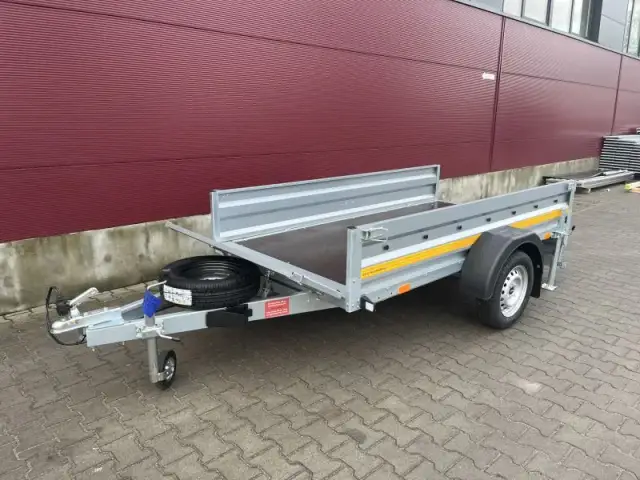 Bus z przyczepą: Jaka kategoria prawa jazdy? Uniknij mandatu!