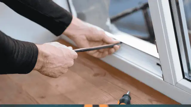 Okno się nie domyka? Szybka diagnoza i samodzielna naprawa