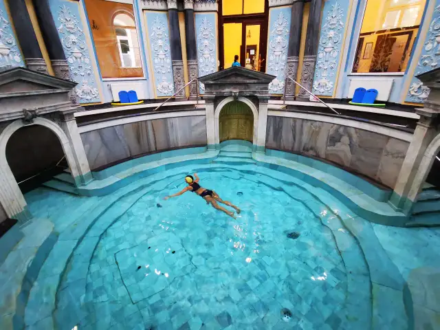 Lądek-Zdrój sanatorium z basenem – najlepsze miejsca na relaks i zdrowie