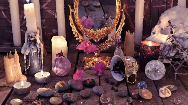 Kolory świeczek znaczenie: odkryj ich moc w rytuałach duchowych