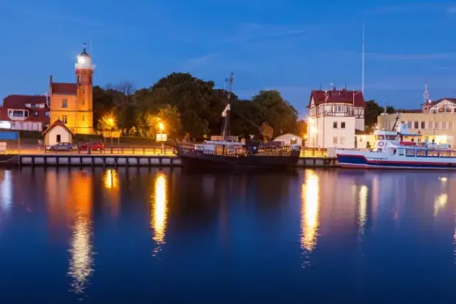 Ustka – w jakim województwie leży to popularne nadmorskie miasto?