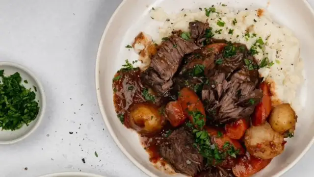 Jak przygotować idealną gotowaną wołowinę - przepisy i porady
