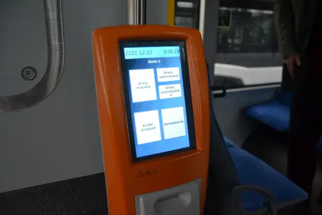 Ile kosztuje bus z Kołobrzegu do Dźwirzyna? Zaskakujące ceny biletów