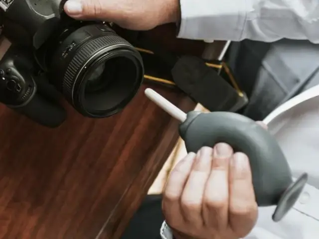 Jak wyczyścić obiektyw w środku bez ryzyka uszkodzenia sprzętu