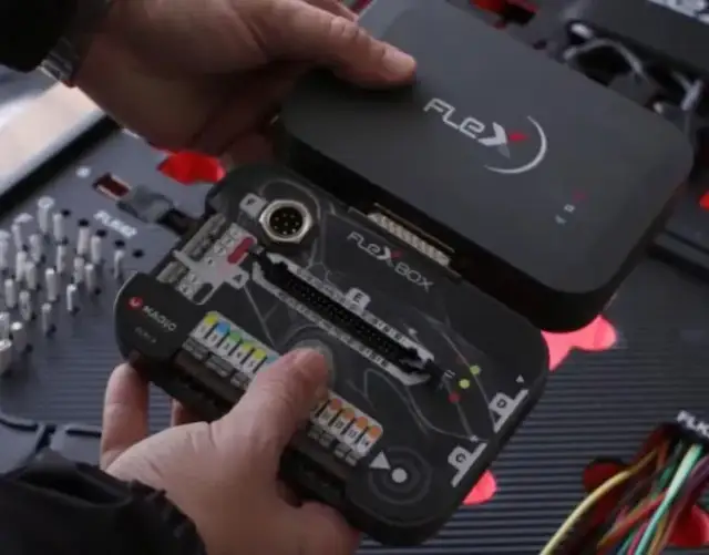 Chip tuning: Samodzielny montaż Powerboxa czy Remap ECU? Wybierz mądrze