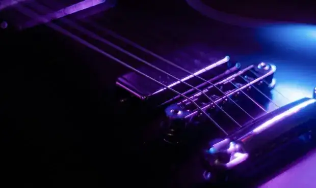Ile trwa nauka gry na gitarze elektrycznej? Odkryj prawdę o czasie nauki