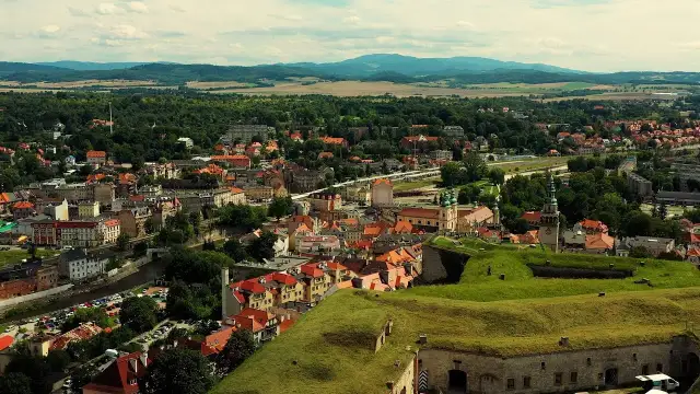 Kudowa-Zdrój atrakcje – odkryj ukryte skarby i niezapomniane miejsca