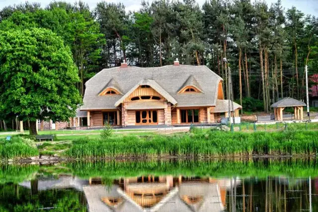 Kobyla Góra atrakcje, które zaskoczą każdego turystę w regionie