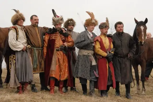 Jak zrobić strój szlachcica: krok po kroku do perfekcyjnego kostiumu