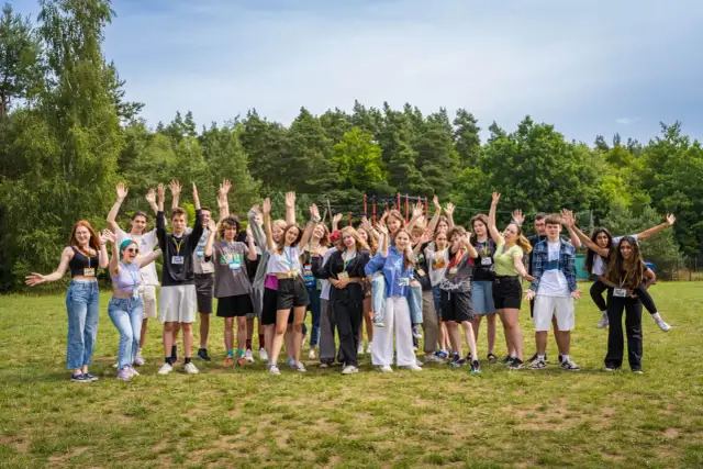 Rodzinny kurs językowy za granicą: ile kosztuje i co wybrać?