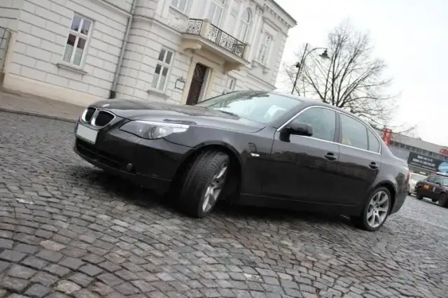 BMW E60 530d – mocny silnik, opinie użytkowników i oferty sprzedaży