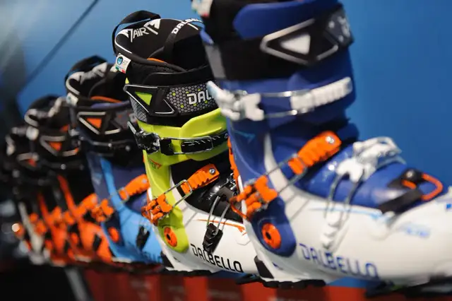 Gdzie kupić buty narciarskie? Uniknij najczęstszych błędów przy wyborze