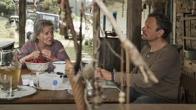 Pokot: Niezwykły Film Holland i Tokarczuk o Naturze i Władzy