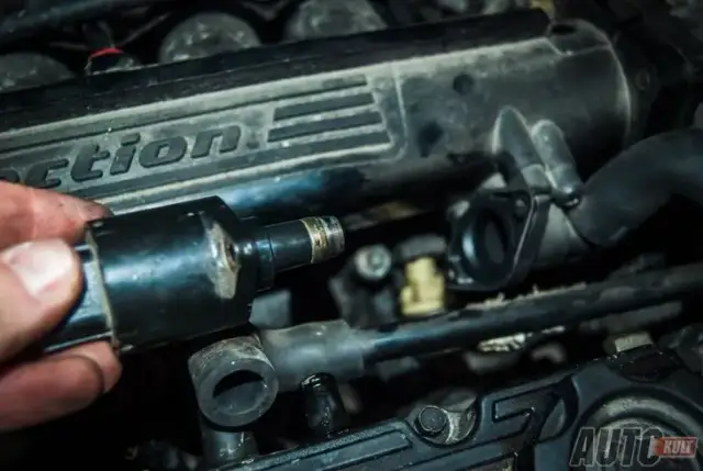 Gdzie dokładnie znajduje się silnik krokowy w Ford Fiesta 1.3 MK6? Sprawdź teraz!